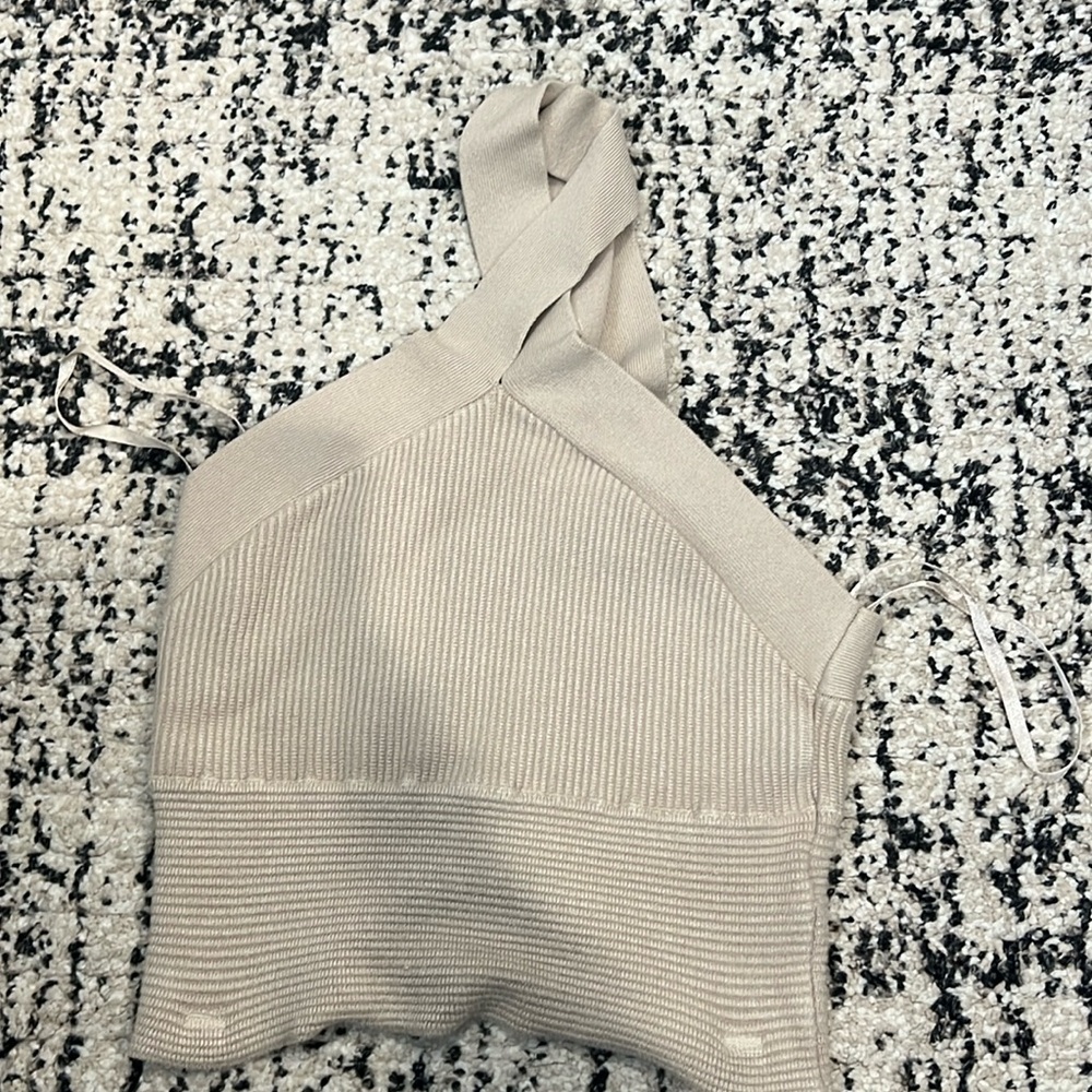 Crossed neck top